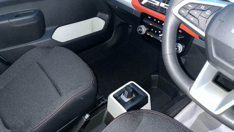 Dacia Spring 27kWh Expression 65 48kW 5dr Auto Electric Hatchback